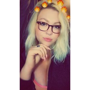 Meet your Posher, Savanna